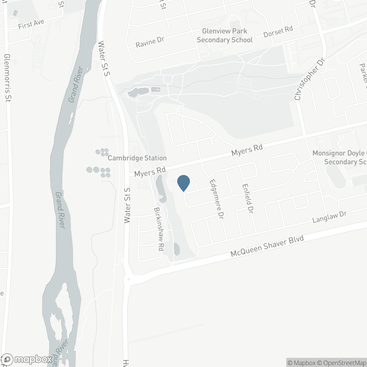 37 WOODCROFT PLACE, Cambridge, Ontario N1P 1B1
